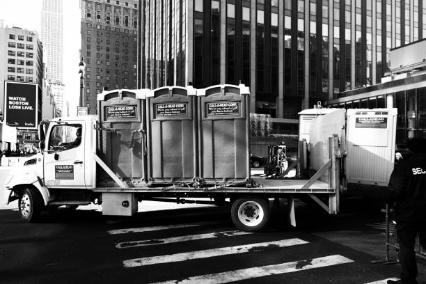 Best Portable toilet rental cost  in Ozona, TX